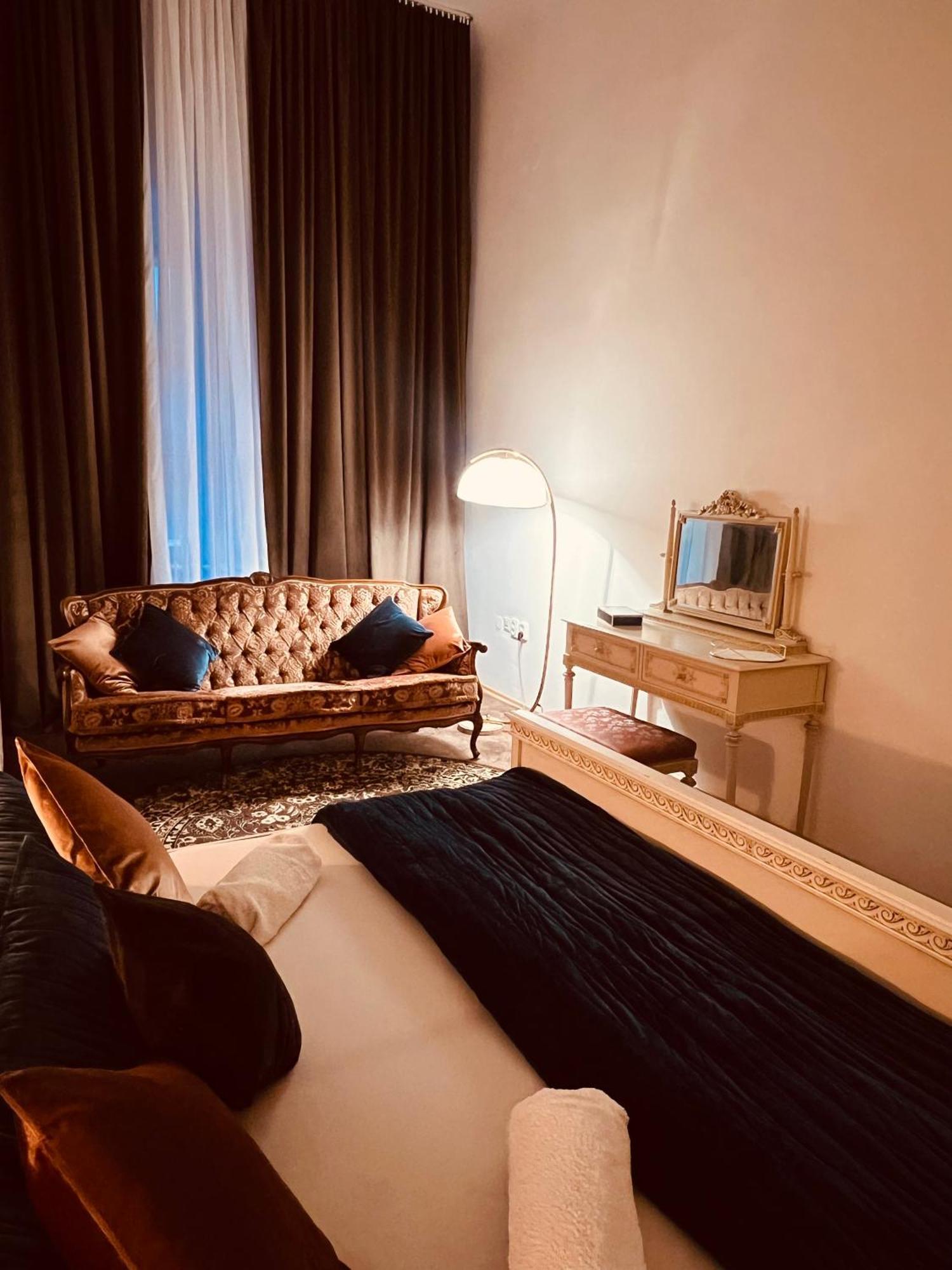דירות Csaky Palace Bratislava 1 מראה חיצוני תמונה