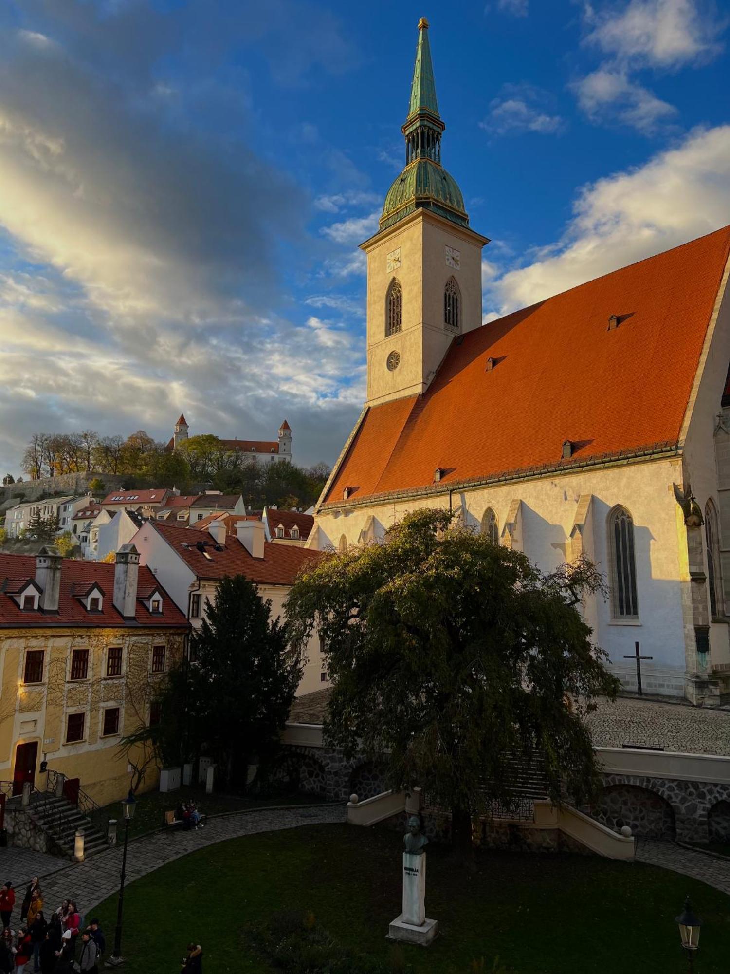 דירות Csaky Palace Bratislava 1 מראה חיצוני תמונה